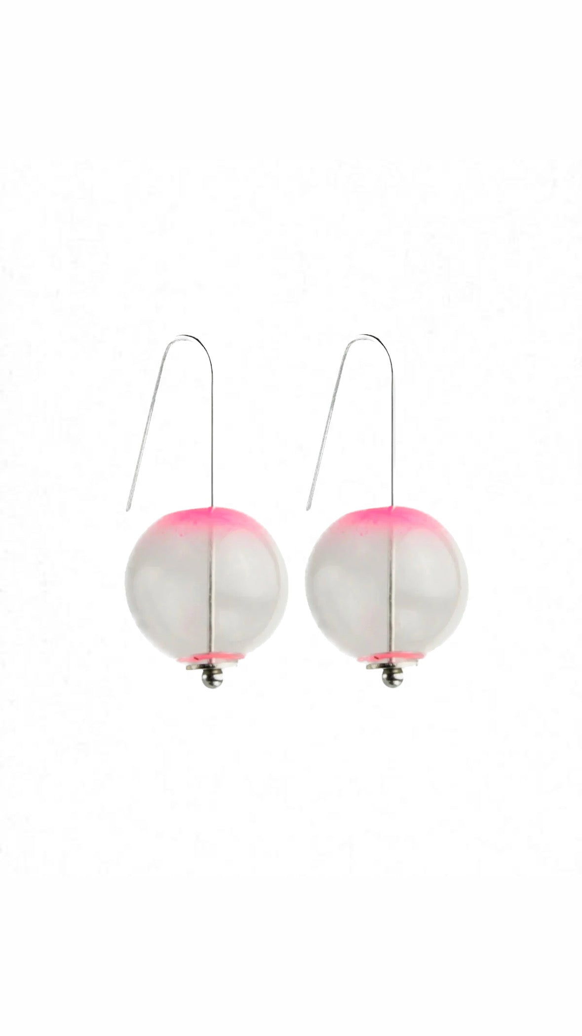 beuy - Small globe glass earrings- Hot Pink