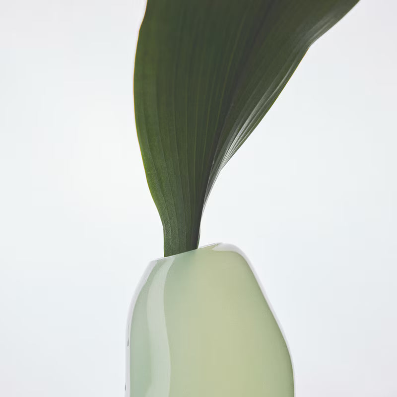Casper pistachio vase - Large
