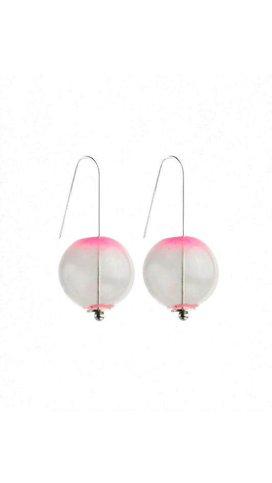 beuy - Small globe glass earrings- Hot Pink