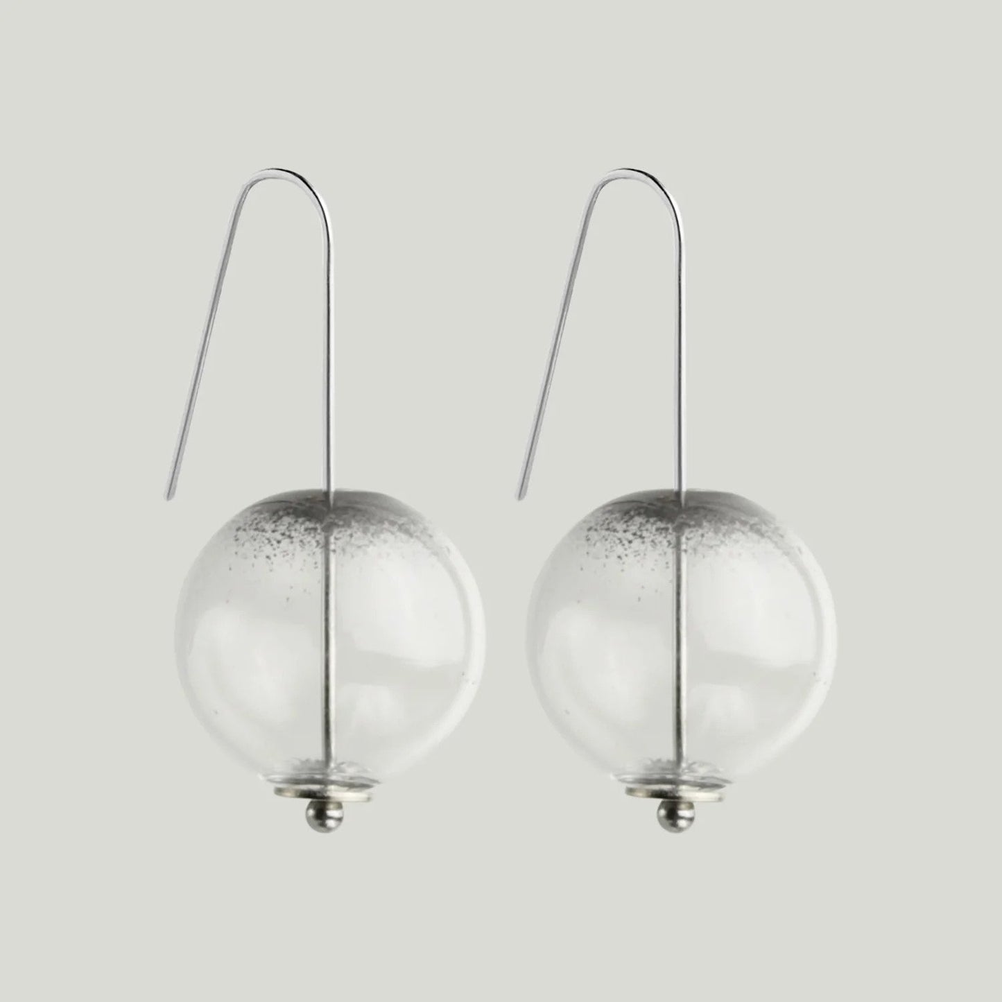 beuy - Small globe glass earrings- Chrome